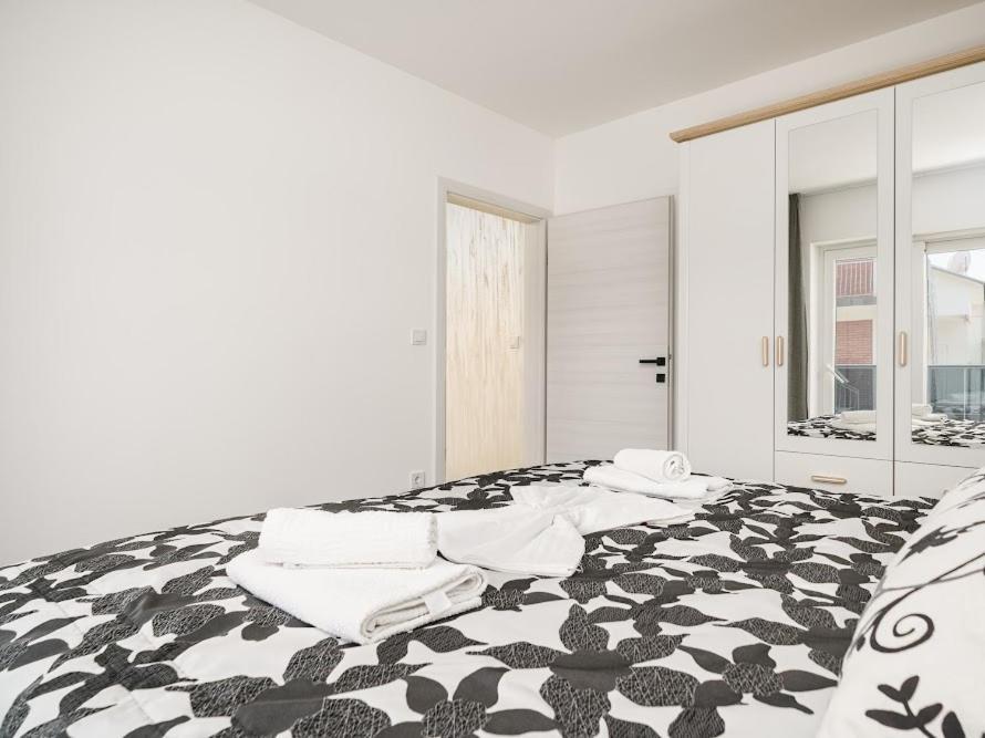 Luxury Apartments-La Dino Maky Vodice Room photo