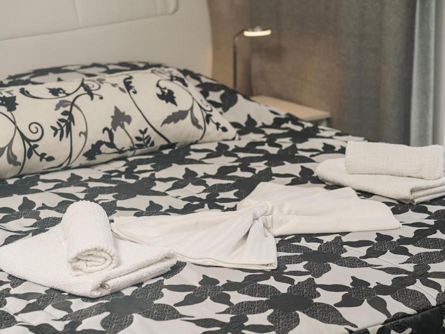 Luxury Apartments-La Dino Maky Vodice Room photo